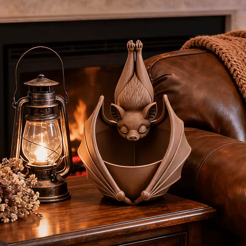 ๐ฆ Hanging Bat Planter โ Gothic Botanical Wall Decor