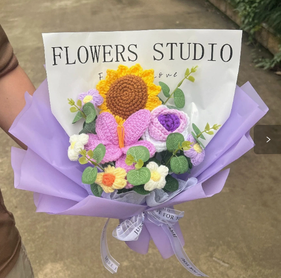 Mother’s Day Gift🌺 Pink Crochet Lily Rose Tulip Bouquet