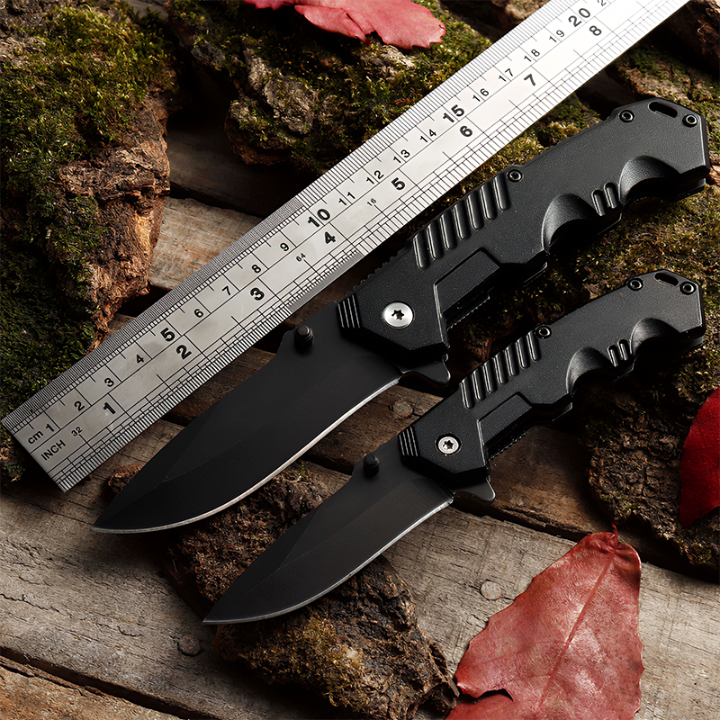 Durable Steel, Compact Power – Your Ultimate Outdoor Folding Knife!