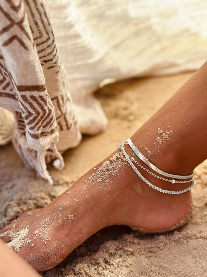 LAST DAY 49% OFF🔥Women's Silver Ankle Bracelet Set - Dainty Layered Waterproof Sparkly Herringbone Beaded Rope Chain
