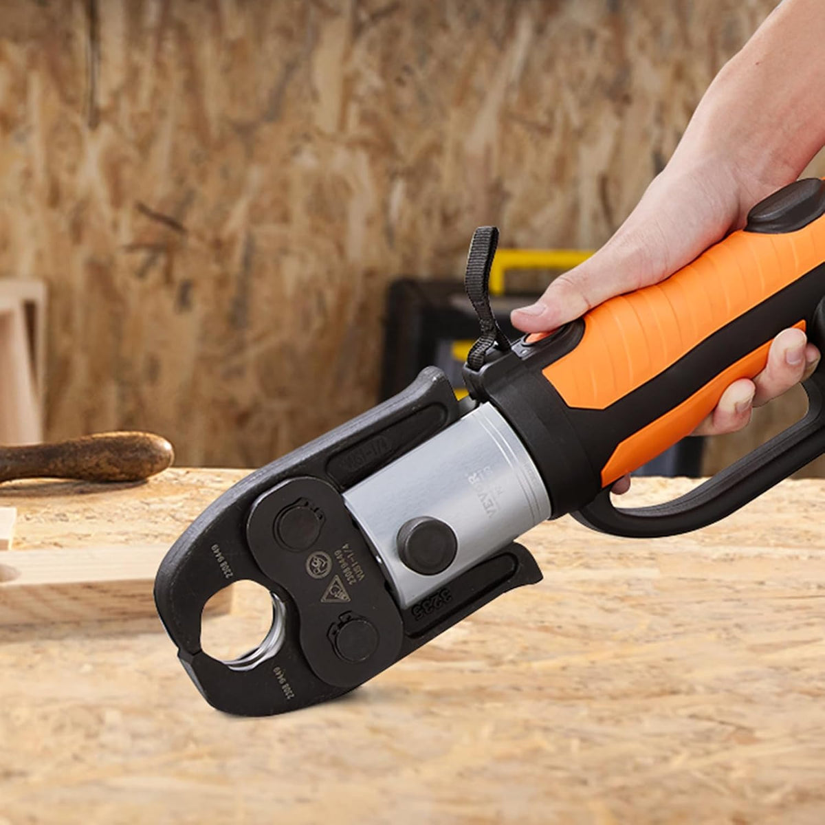 18V Electric Pipe Crimping Tool Press Tool Kit | 1/2' to 2' Copper Pipes, Compatible with ProPress, 6 VUS Press Jaws, 2pcs 4AH Battery & Fast Charger, Carrying Case