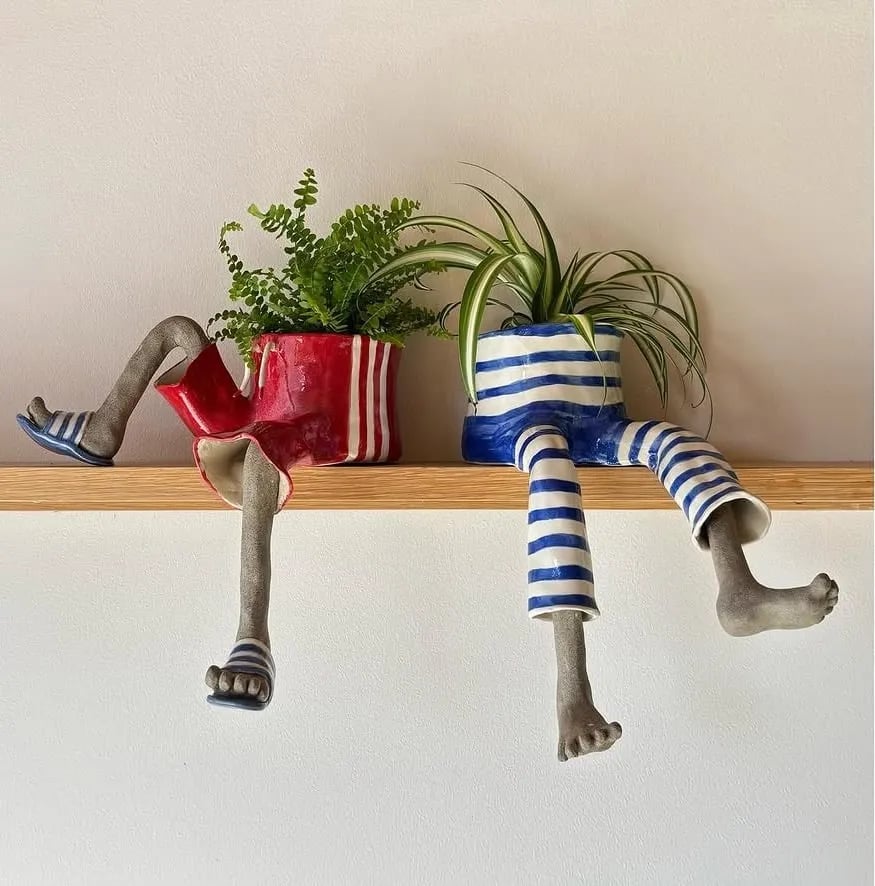 👖 The Hanging Legs Family Whimsical Hanging Legs Planter – Cute & Funny Home Decor