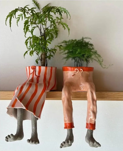 👖 The Hanging Legs Family Whimsical Hanging Legs Planter – Cute & Funny Home Decor