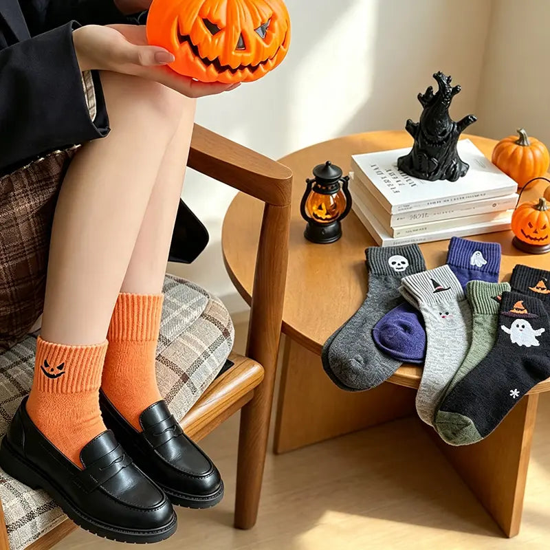 Halloween Embroidered Ankle Socks 🎃