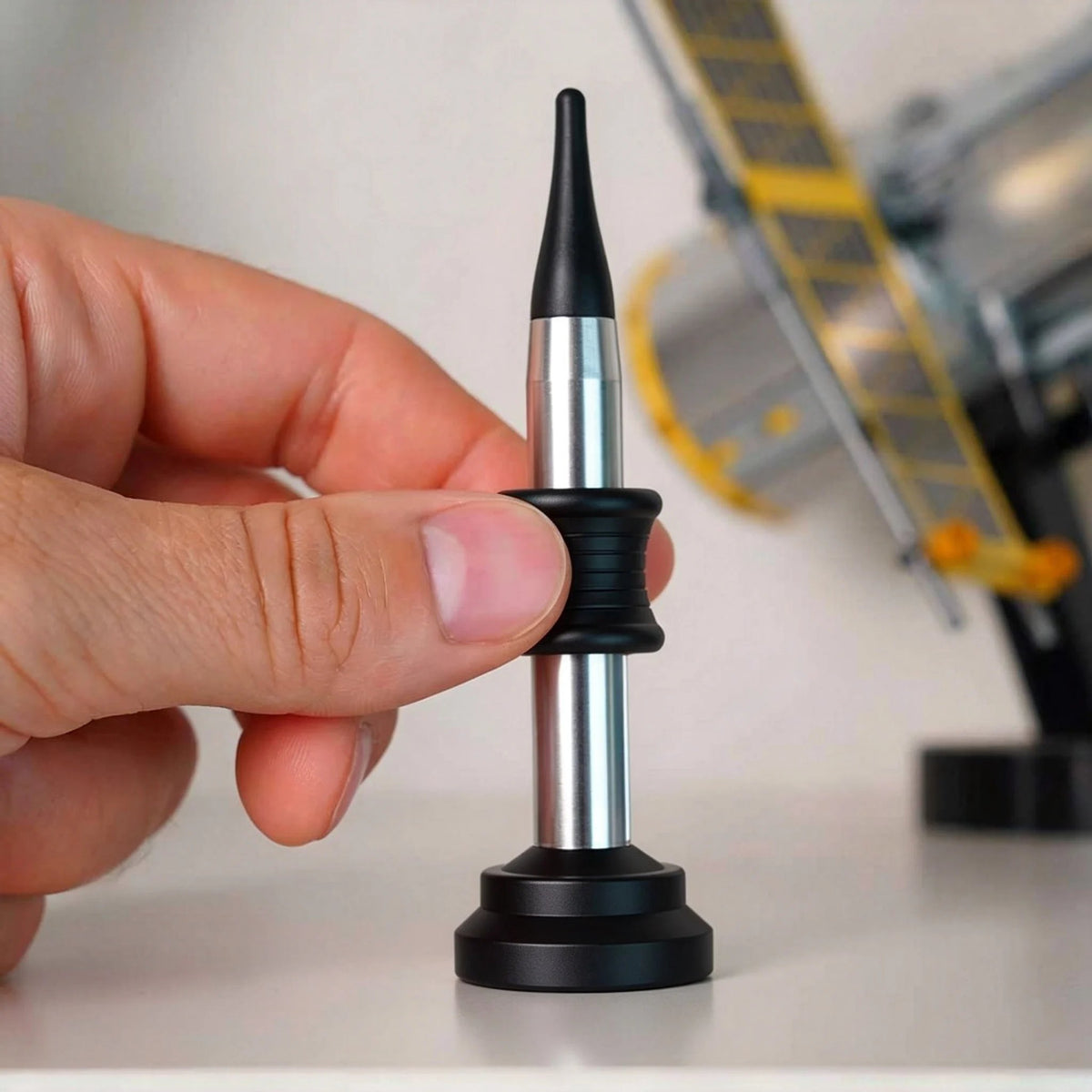 Kinetic Desk toy That Performs Impossible Landing