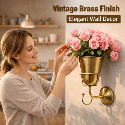 🌸 Wall-Mounted Flower Vase with Hook