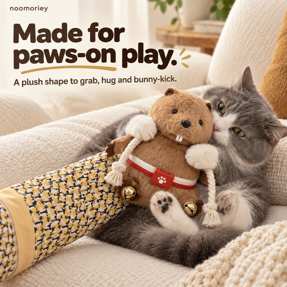 Interactive Beaver Cat Glove Toy – Plush Hand Puppet with Dangling Ropes & Jingle Bells 🐾