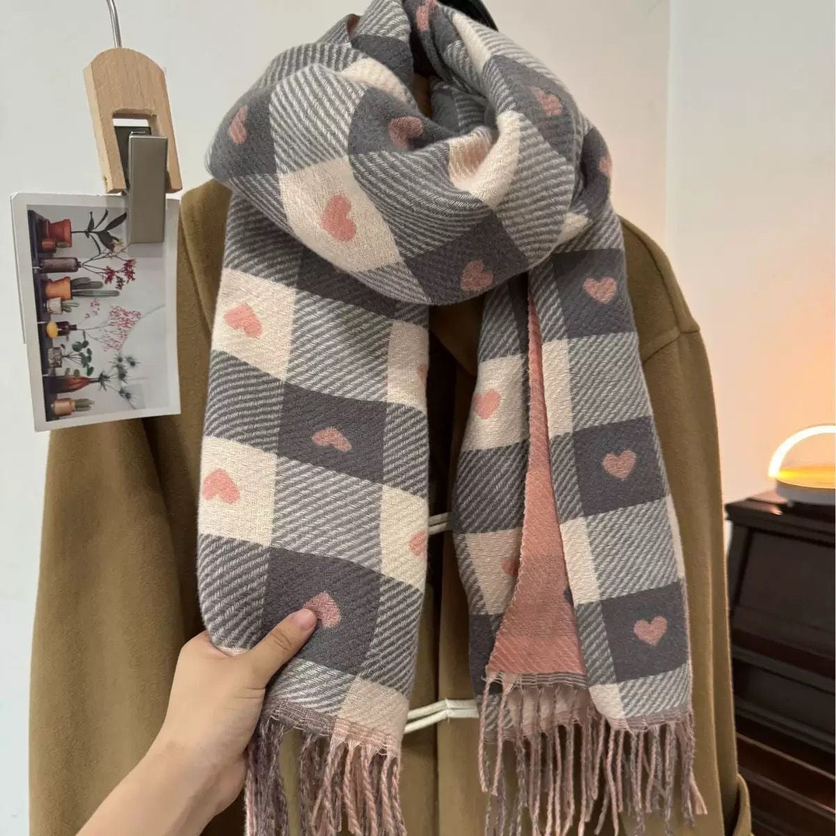 Plaid & Heart Pattern Tassel Decor Shawl