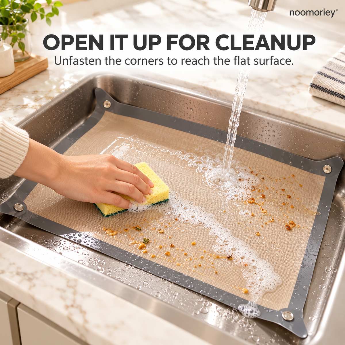 Foldable Nonstick Silicone Baking Tray Liner with Snap-Up Corners