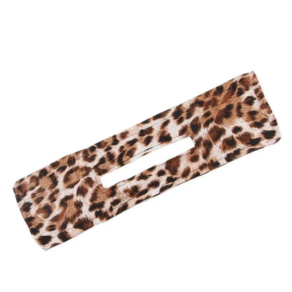 🤠 Western Print Low-Bun Hair Bow | Easy Everyday Hair Accessory for Country Concerts, Rodeo Days & Casual Looks 🤎