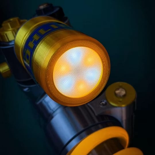 🎁Father's Day Limited Sale🔥Inspired Suspension Shock Absorber Lamp - Adjustable LED Light for Gamers & Car Enthusiasts