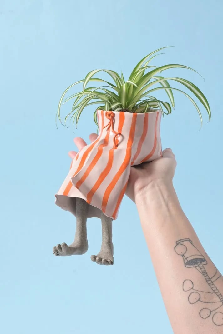 👖 The Hanging Legs Family Whimsical Hanging Legs Planter – Cute & Funny Home Decor