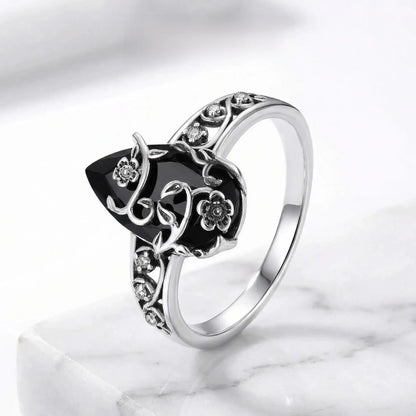 925 Sterling Silver Synthetic Obsidian Ring with Vintage Flower Design