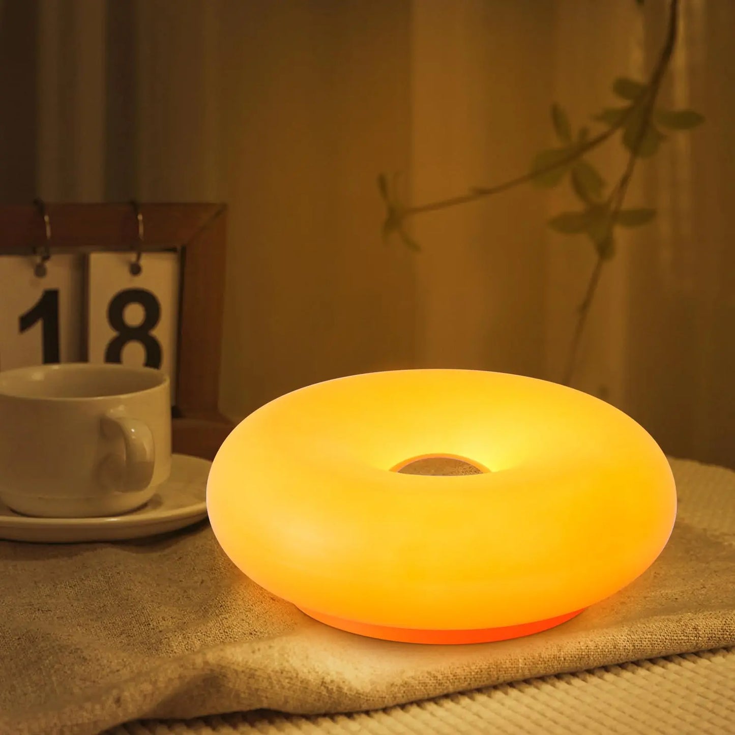 Aesthetic Doughnut LED Night Lamp – Cozy Warm Ambient Light