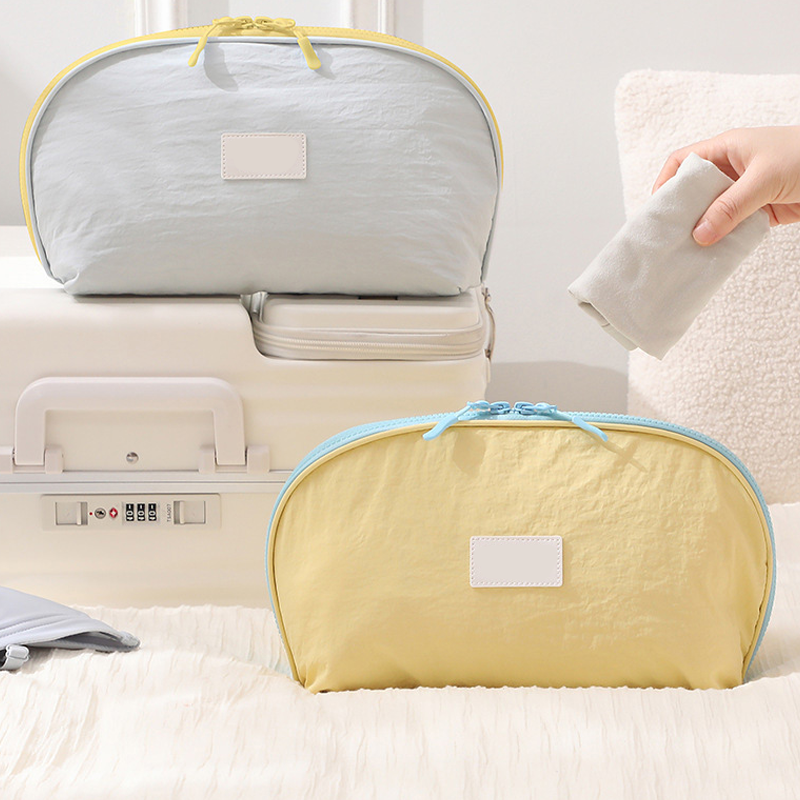 🏆 Last Day Special Price 💐 Portable Underwear Travel Organizer – Separate Storage for Bras, Panties & Socks💕